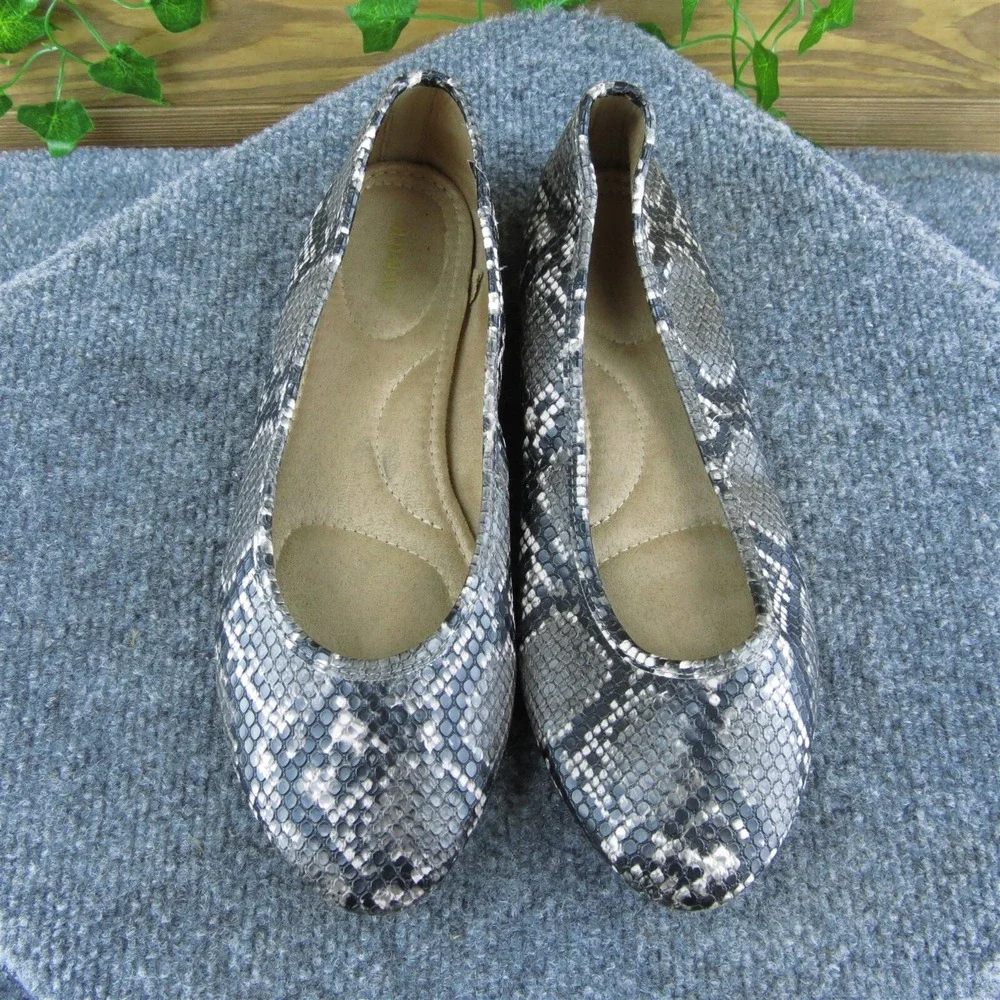 Old Navy‎  Women Ballet Shoes Gray Synthetic Slip On Size 8 Medium